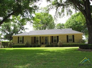 713 W Fordall St, Henderson, TX 75652