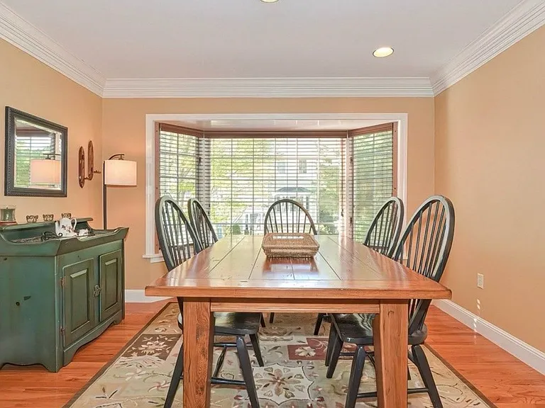 601 Browning Ln — Photo 16