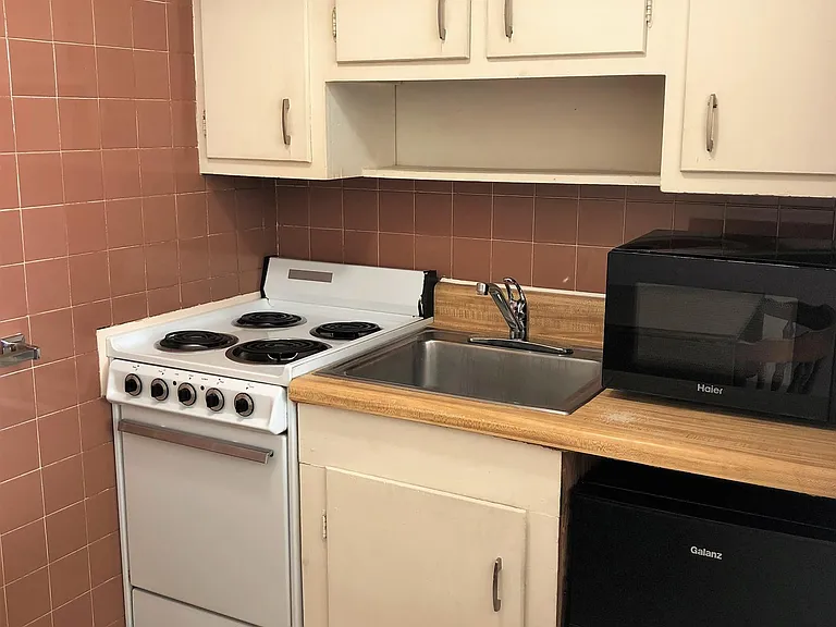 50 Owego St #11 — Photo 5