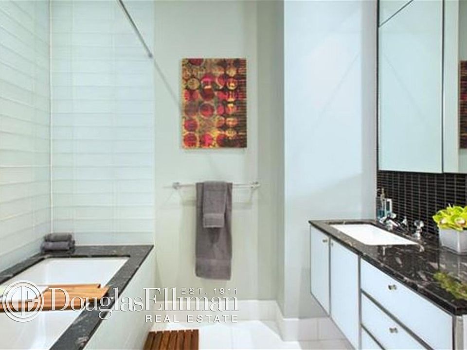 1st image of 25 Broad St APT 11R