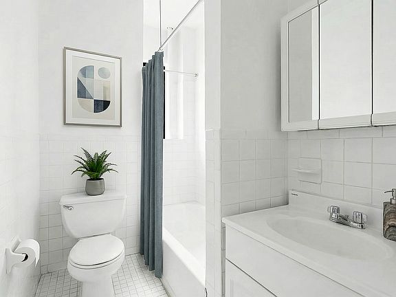 4th image of 572 W 141st St APT 2D