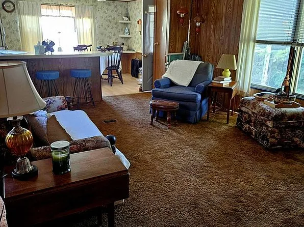 40 Fogey St, Randolph, VT 05060