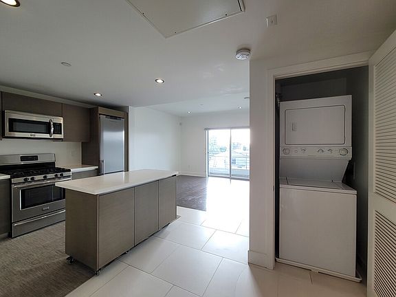 5th image of 1730 Sawtelle Blvd APT 202