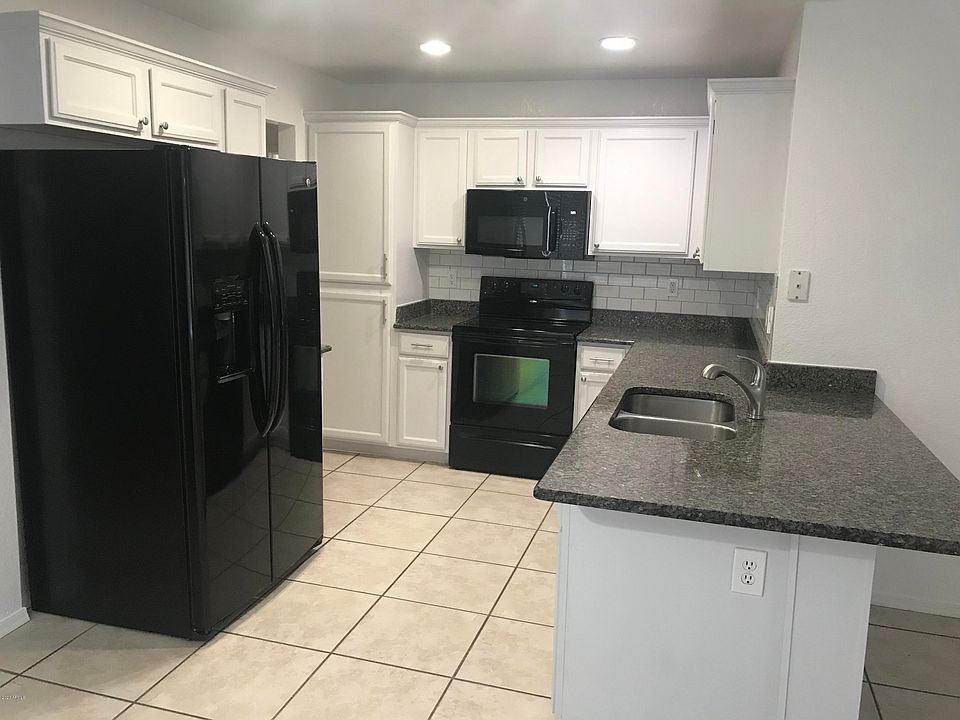 1st image of 4221 N 107th Dr