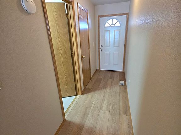 3rd image of 1823 Montana St APT I