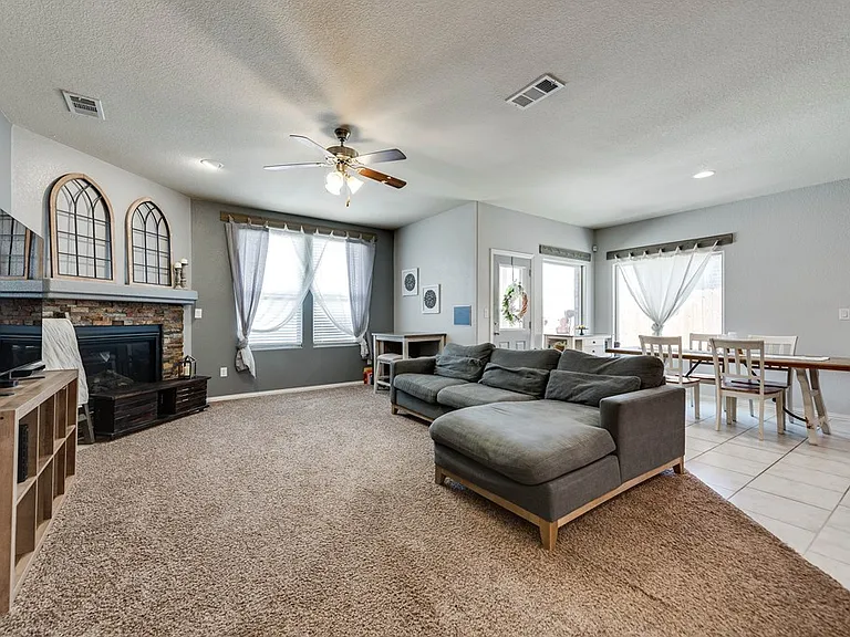 6712 Commonwealth Rd — Photo 4