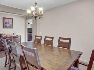 25502 E 5th Pl, Aurora, CO 80018
