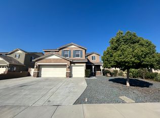 14488 Badger Ln, Corona, CA 92880