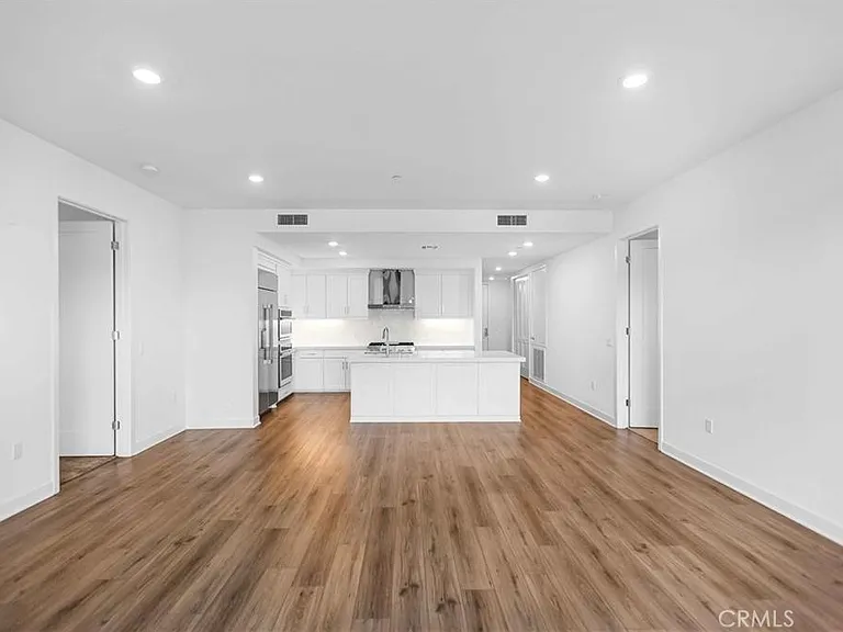 4207 Rivington — Photo 16