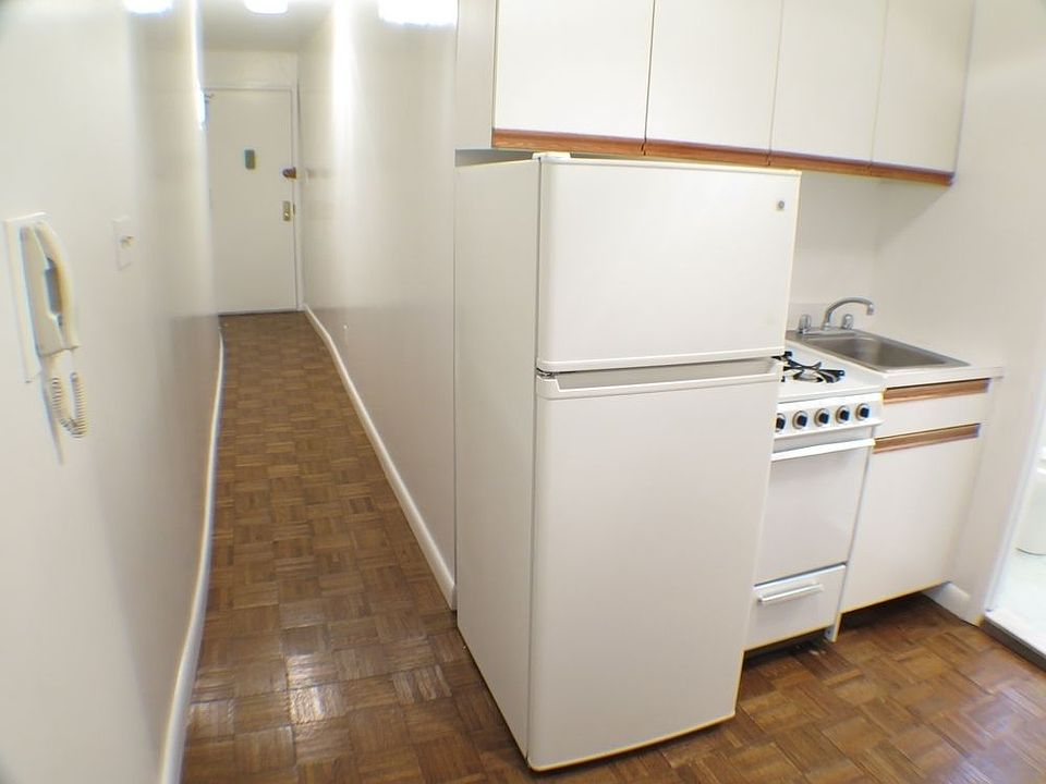 1st image of 326 E 65th St APT 20