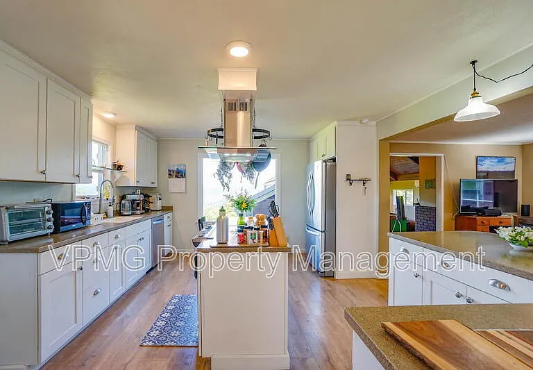 3956 Columbia Heights Rd — Photo 12