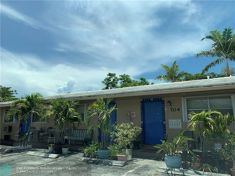 1st image of 704 NE 23rd Dr #1