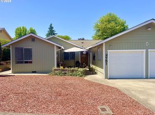 2751 W Lorraine Ave, Roseburg, OR