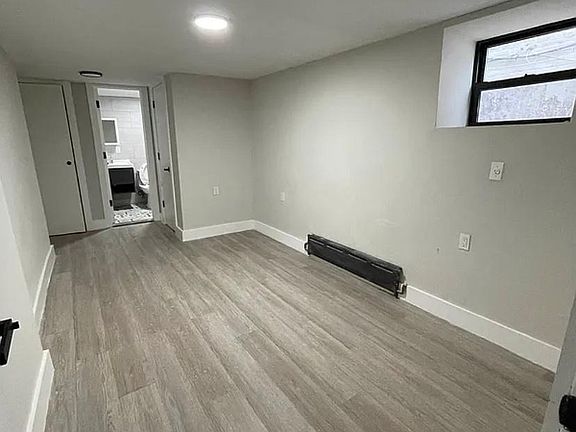 2nd image of 2846 W 36th St #B1