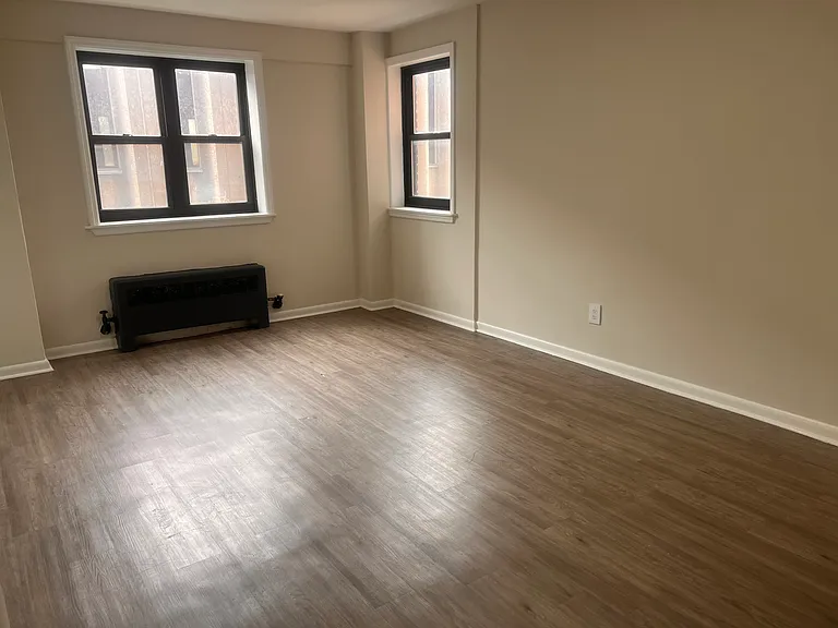 109 Washington St #7 — Photo 8