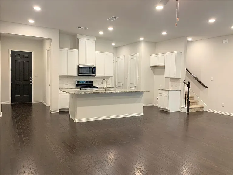 17768 Coralberry Dr — Photo 3