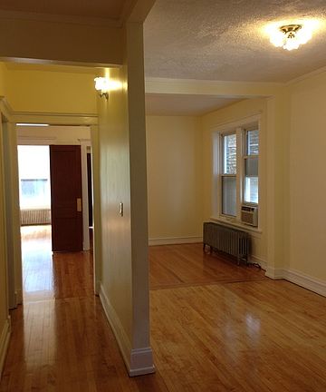 5th image of 5314 N Clark St Ste 1R