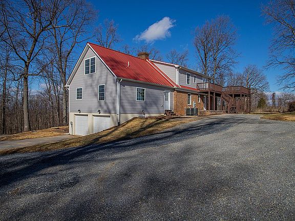 5th image of 776 Chestnut Ridge Rd