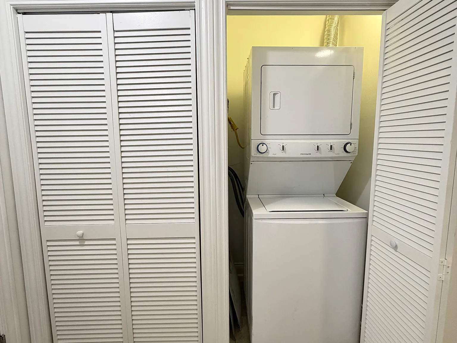 1 bed, 750 sqft, $1,975 — Photo 3