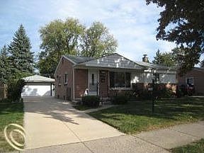 3rd image of 31220 Cousino Dr