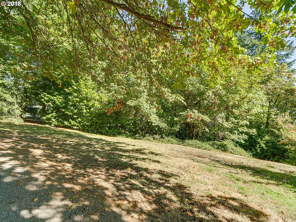 2nd image of 1330 SW Taylors Ferry(south) Ct