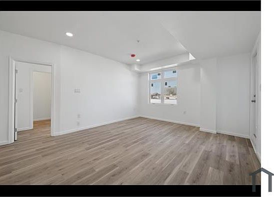 4th image of 4512 Lancaster Ave #1A