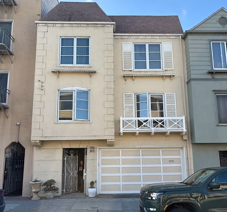 Exterior duplex; 1509 is above the garage; only one other person lives in the building.