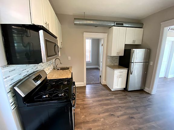 4th image of 1848 S Paulina St #3N