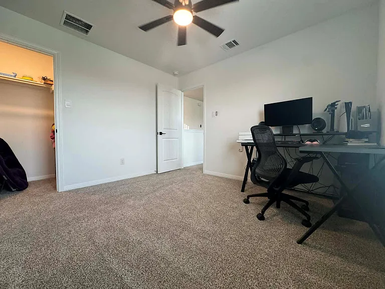154 Arroyo Sweetwood Cir — Photo 31