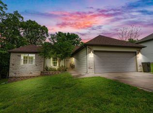 71 Shiloh St, Branson, MO 65616