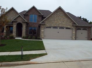 7256 Brackenhill Ct, Columbia, MO 65203