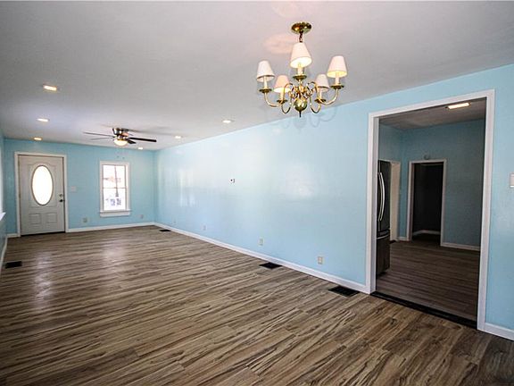 4th image of 157 Delaware St