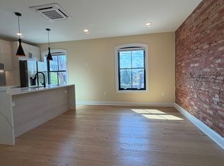 649 N 15th St #5, Philadelphia, PA 19130