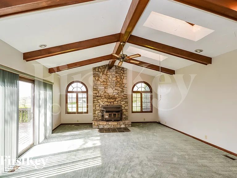 5668 Eagle Nest Ct — Photo 6