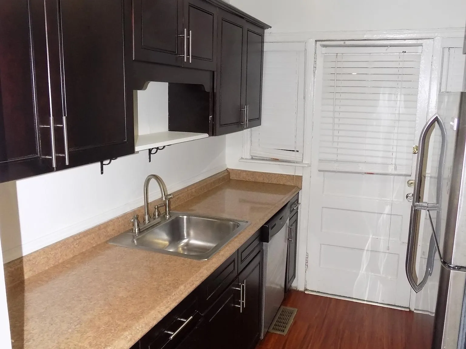 1 bed, 550 sqft, $1,100 — Photo 4