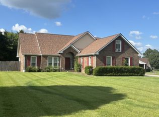 1985 Waywick Dr, Clarksville, TN 37043