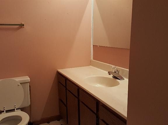 5th image of 5980 Newtonsville Rd