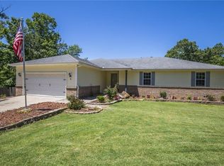 4 Penzance Dr, Bella Vista, AR 72714