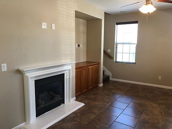3rd image of 191 Barnhill Dr