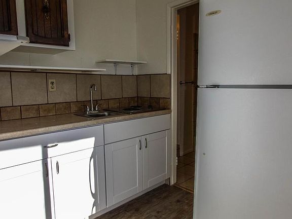 860D Gail Gardner_Kitchen (2)_03292018