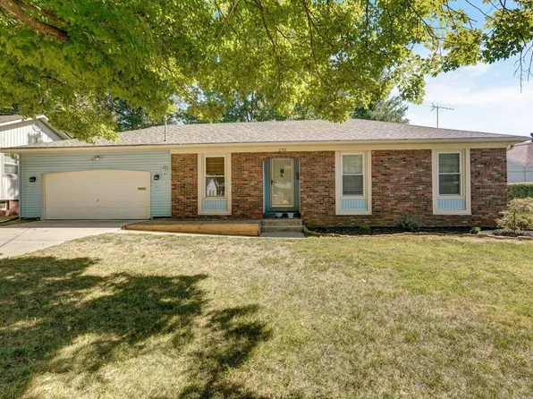 210 E Crestview Street, Springfield, MO 65807