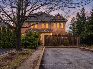240 Pressed Brick Dr, Brampton, ON L6V4L3