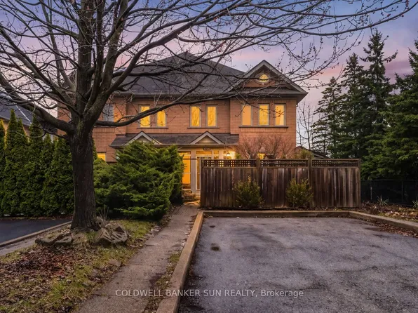 240 Pressed Brick Dr, Brampton, ON L6V 4L3