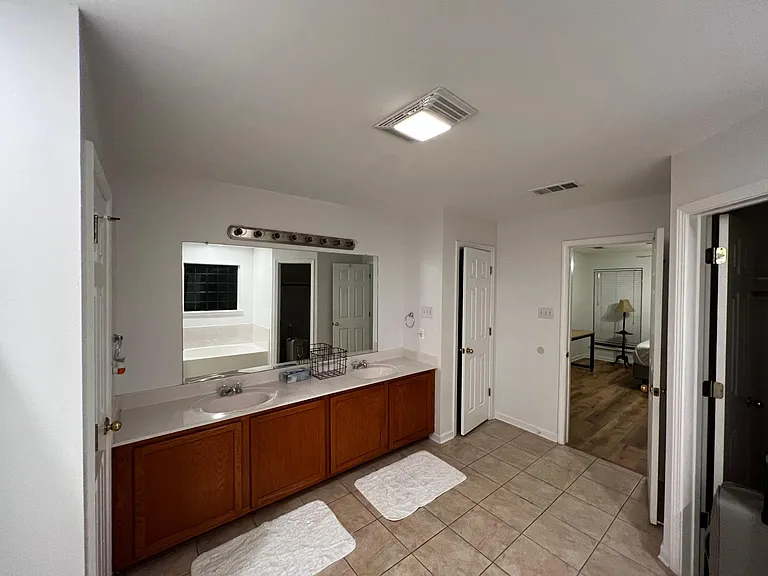 5282 Faulkner Dr — Photo 11