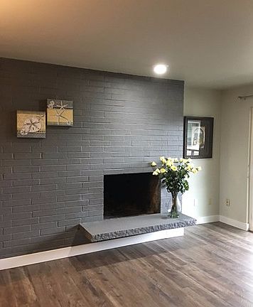 4th image of 901 5th Ave N APT 213