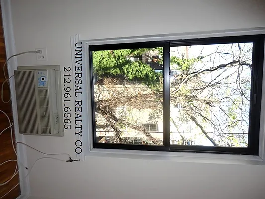 Rented by Universal Realty Group | media 31