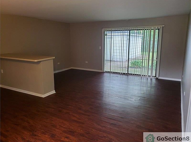 2nd image of 16311 Clifton Park Ave