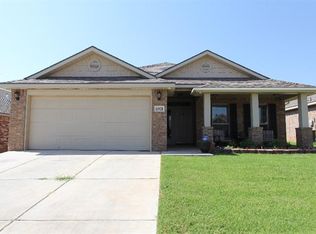 6911 96th St, Lubbock, TX 79424