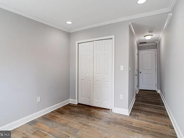 616 S Luzerne Ave — Photo 28