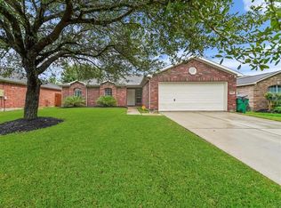 2987 Community Dr, Alvin, TX 77511